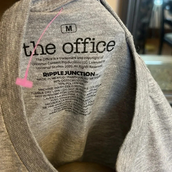 The Office medium Dwight false grey graphic tee - Picture 2 of 4